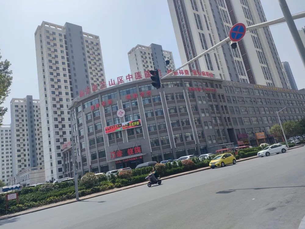重庆市中医院内镜自动清洗消毒机安装与调试完成