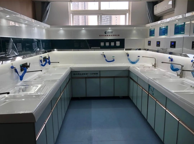 重庆市江津区第一人民医院内镜清洗工作站、纯水机安装调试完成