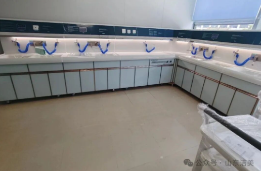 山东洁美内窥镜清洗消毒设备及配套设备产品安装实例
